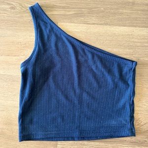 One sleeve crop tank.